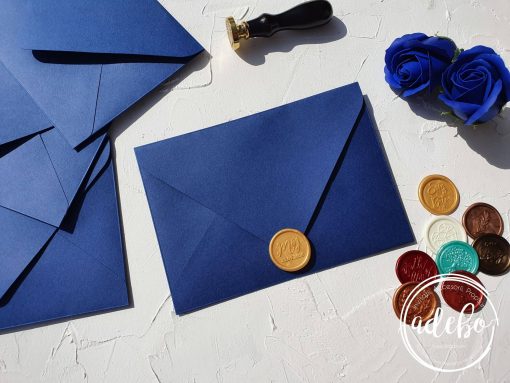 Alternative view of Plicuri facute manual - Albastru Royal