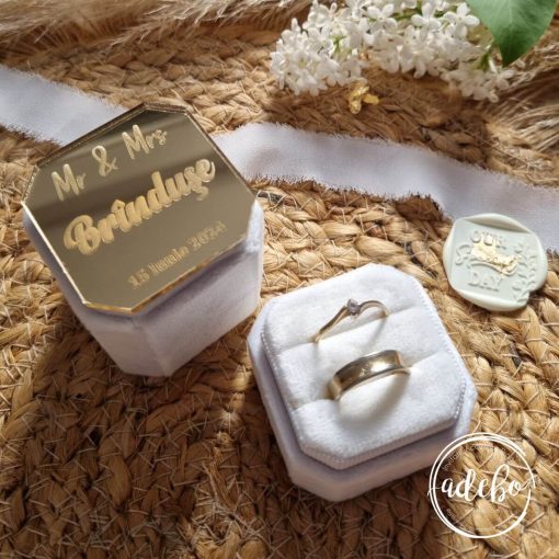 Cutiuta alba pentru verighete