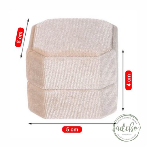 Dimensiuni cutiuta de verighete din catifea - patrata