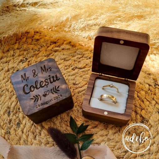 Cutii verighete din lemn personalizate 3