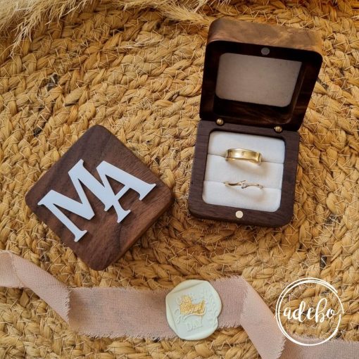Cutii verighete din lemn personalizate 7